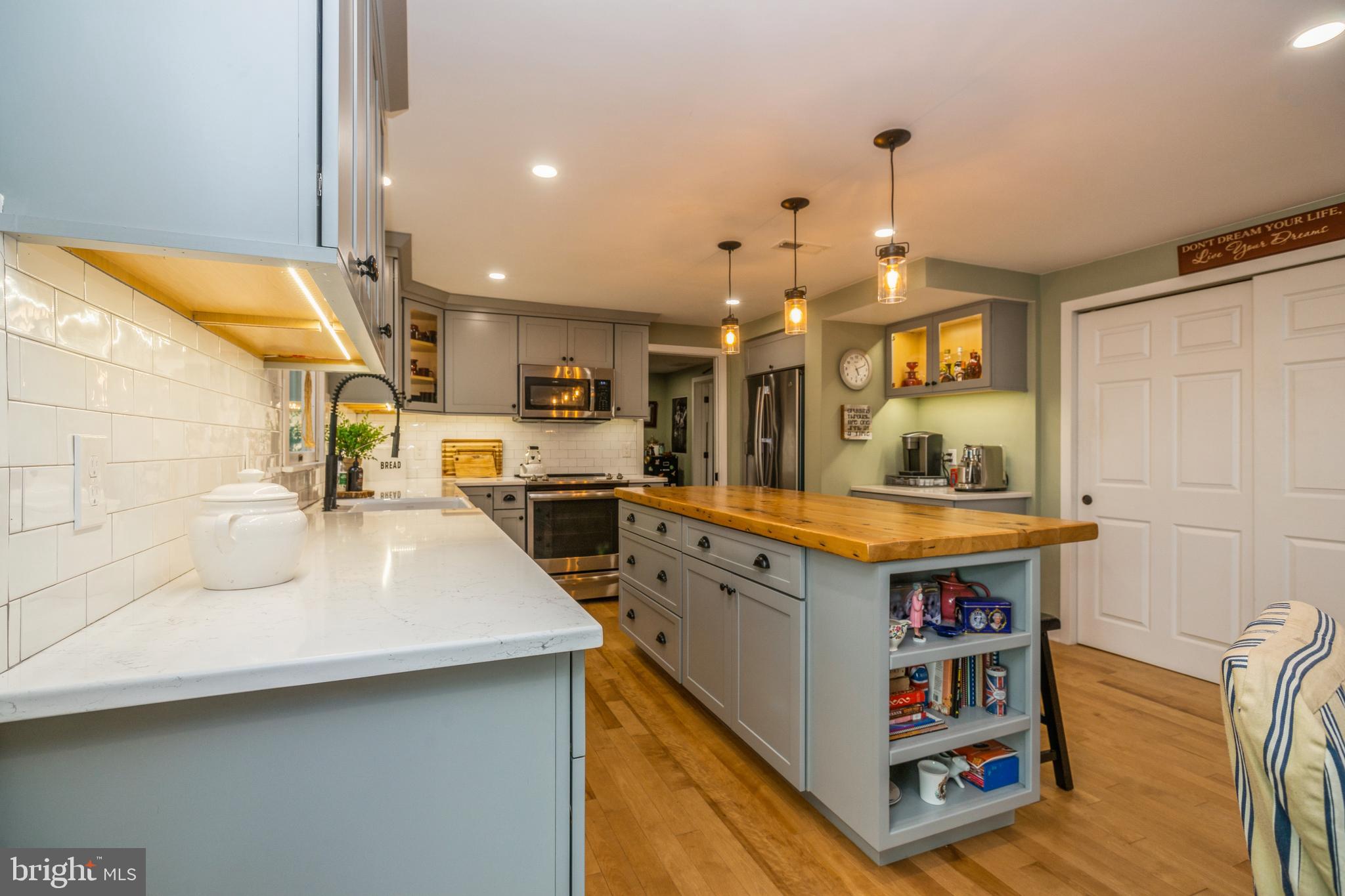 379 Pine Run Road Doylestown, PA 18901 - Photo 5 of 39 Quartz Countertops. Designer cabinets & coffee bar