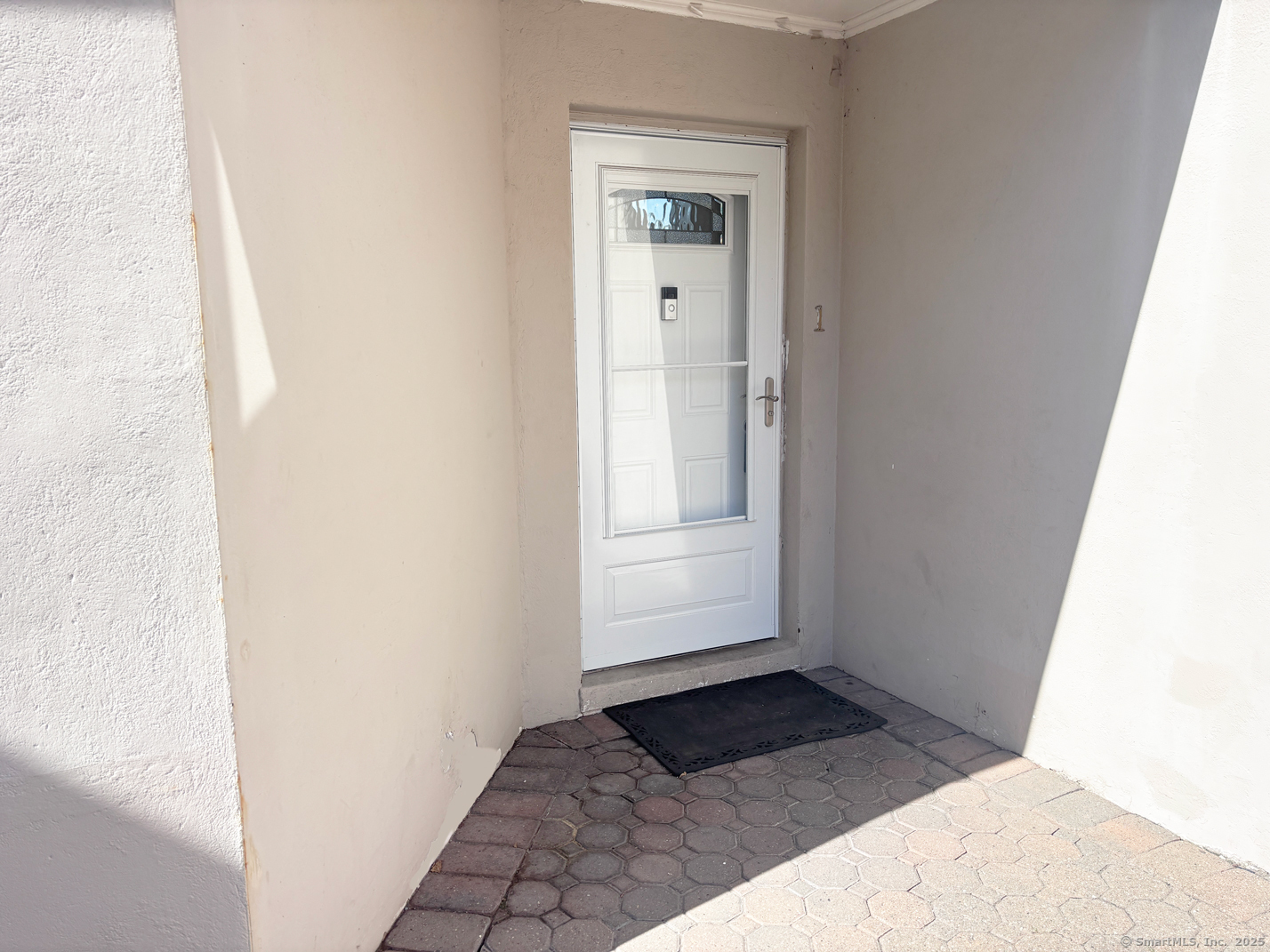 84 Taylor Avenue, Unit 1 Norwalk, CT 06854 - Photo 3 of 21 a view of entryway