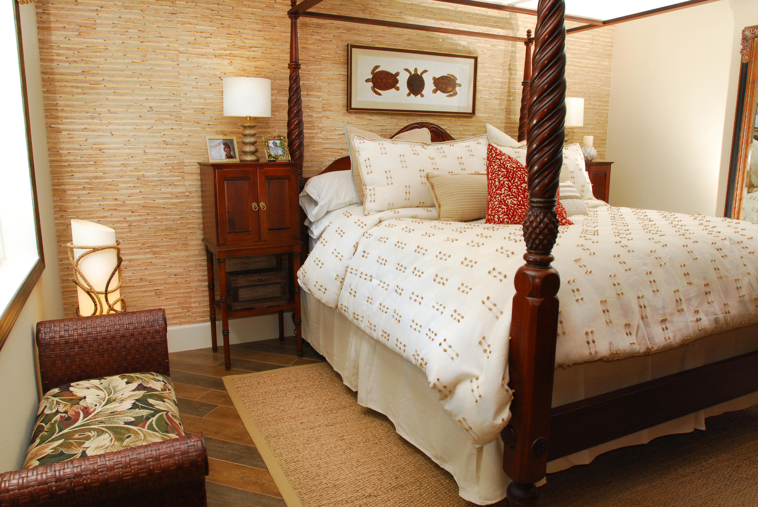 867 Mandalay Beach Road Oxnard, CA 93035 - Photo 17 of 27 a bed room with a bed