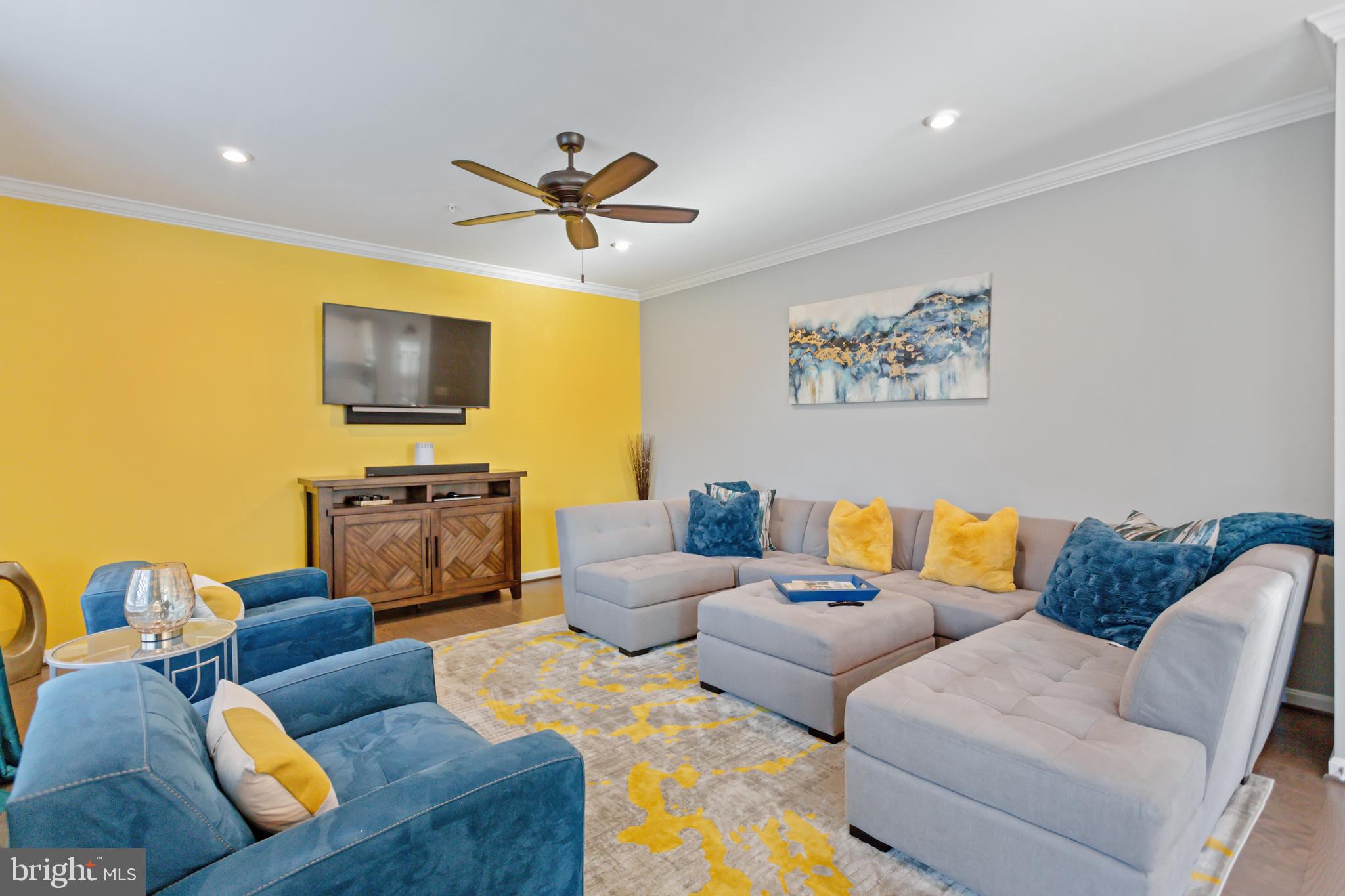 7254 Wright Road Hanover, MD 21076 - Photo 11 of 32 Family Room