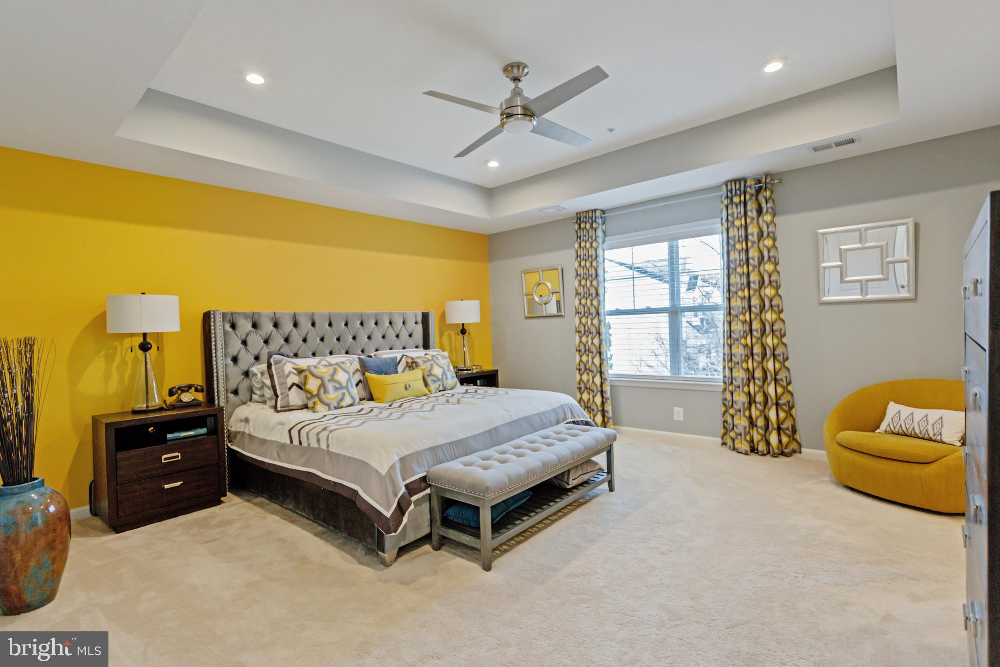 7254 Wright Road Hanover, MD 21076 - Photo 12 of 32 Large Primary Bedroom