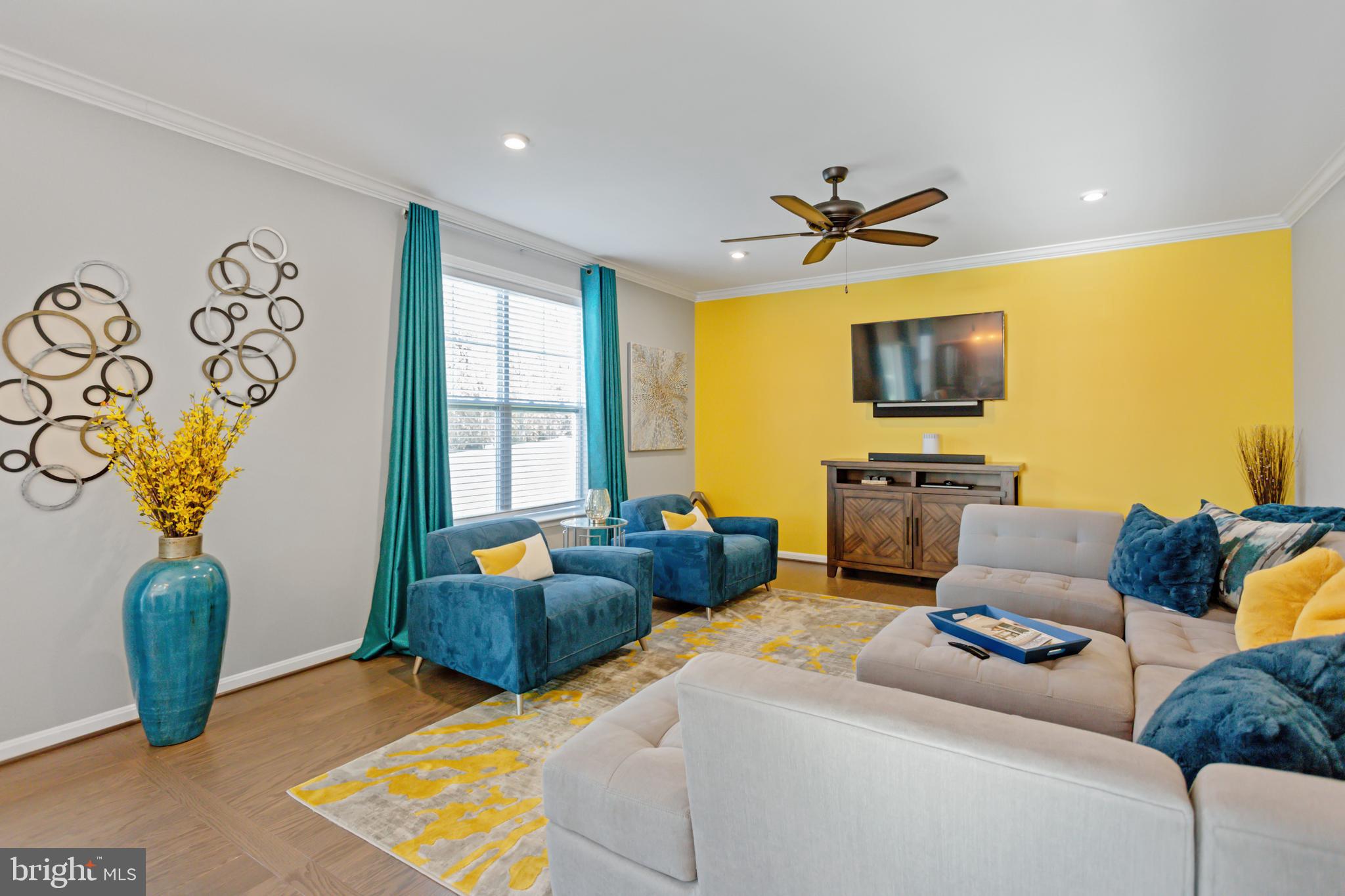 7254 Wright Road Hanover, MD 21076 - Photo 10 of 32 Family Room