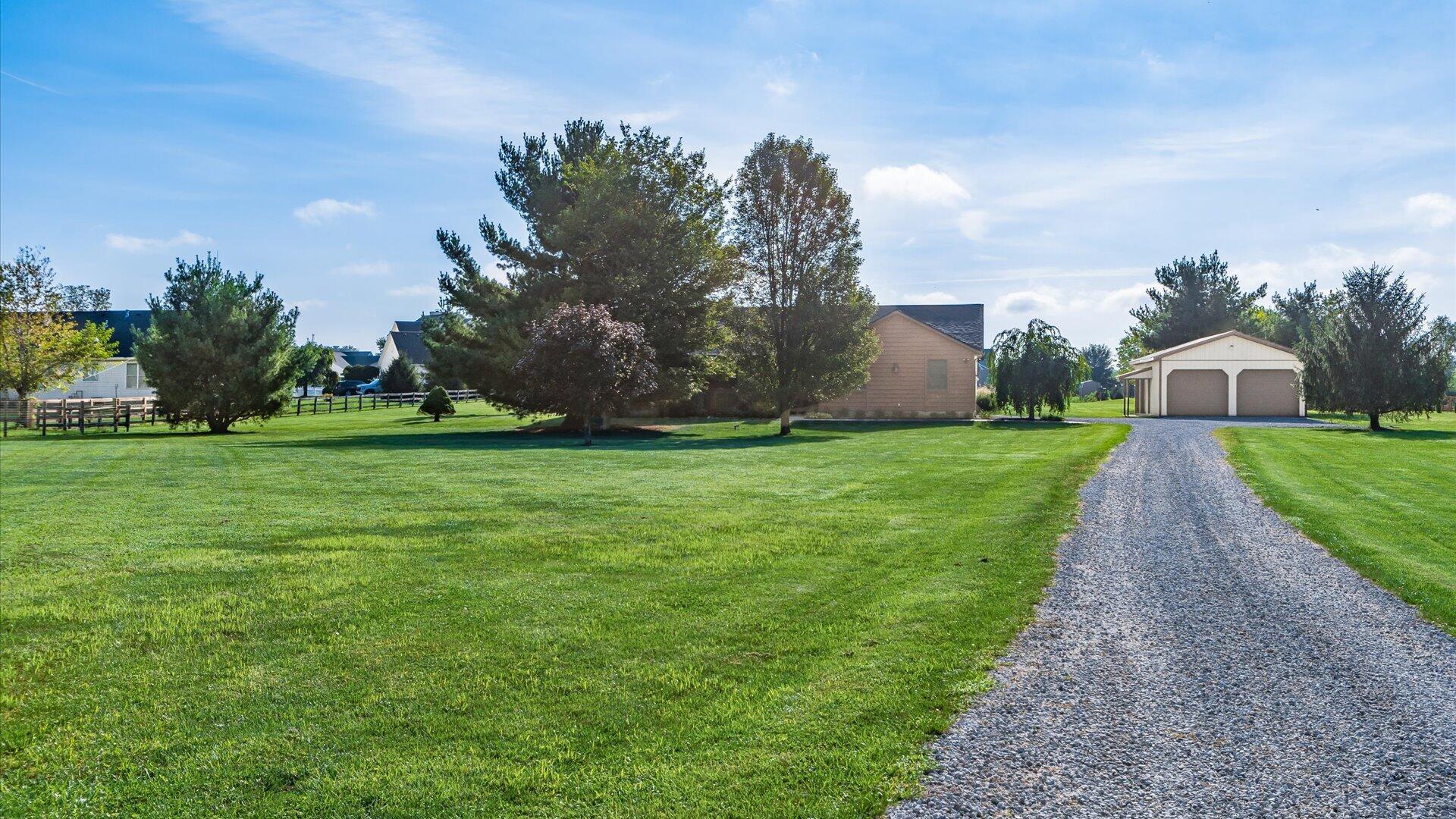 8261 York Road Southwest Pataskala, OH 43062 - Photo 1 of 40
