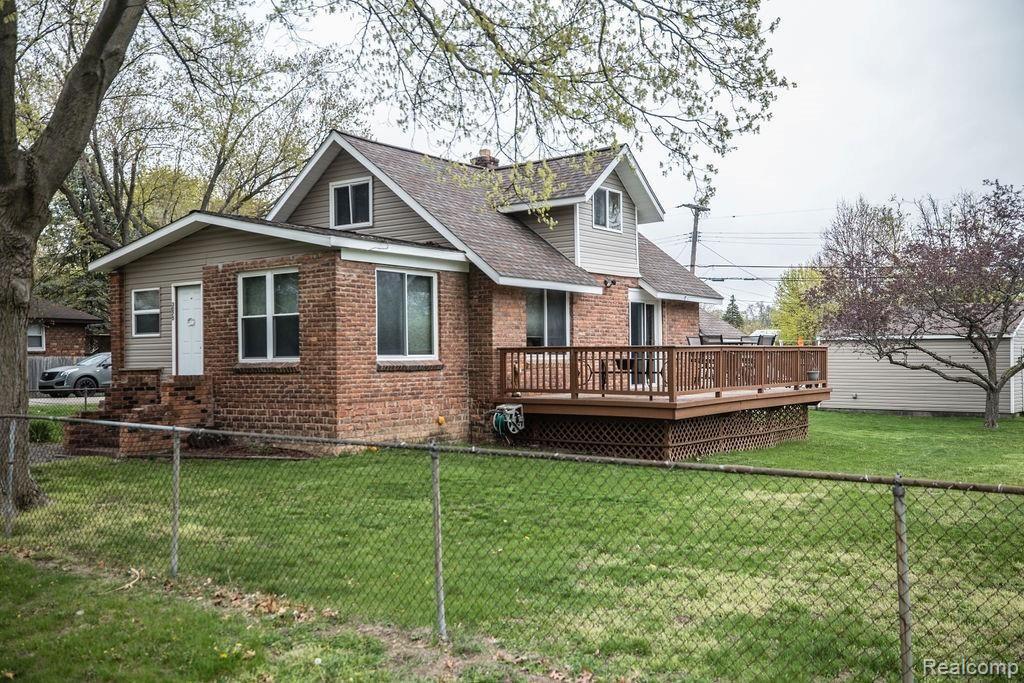 3075 Emmons Avenue Rochester Hills, MI 48307 - Photo 2 of 21
