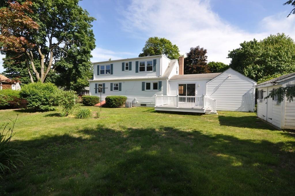 24 Chipman Road Beverly, MA 01915 - Photo 5 of 42 Gallery Image 5