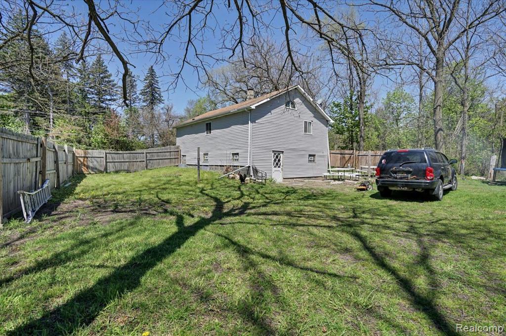 4264 Branch Road Flint, MI 48506 - Photo 20 of 30