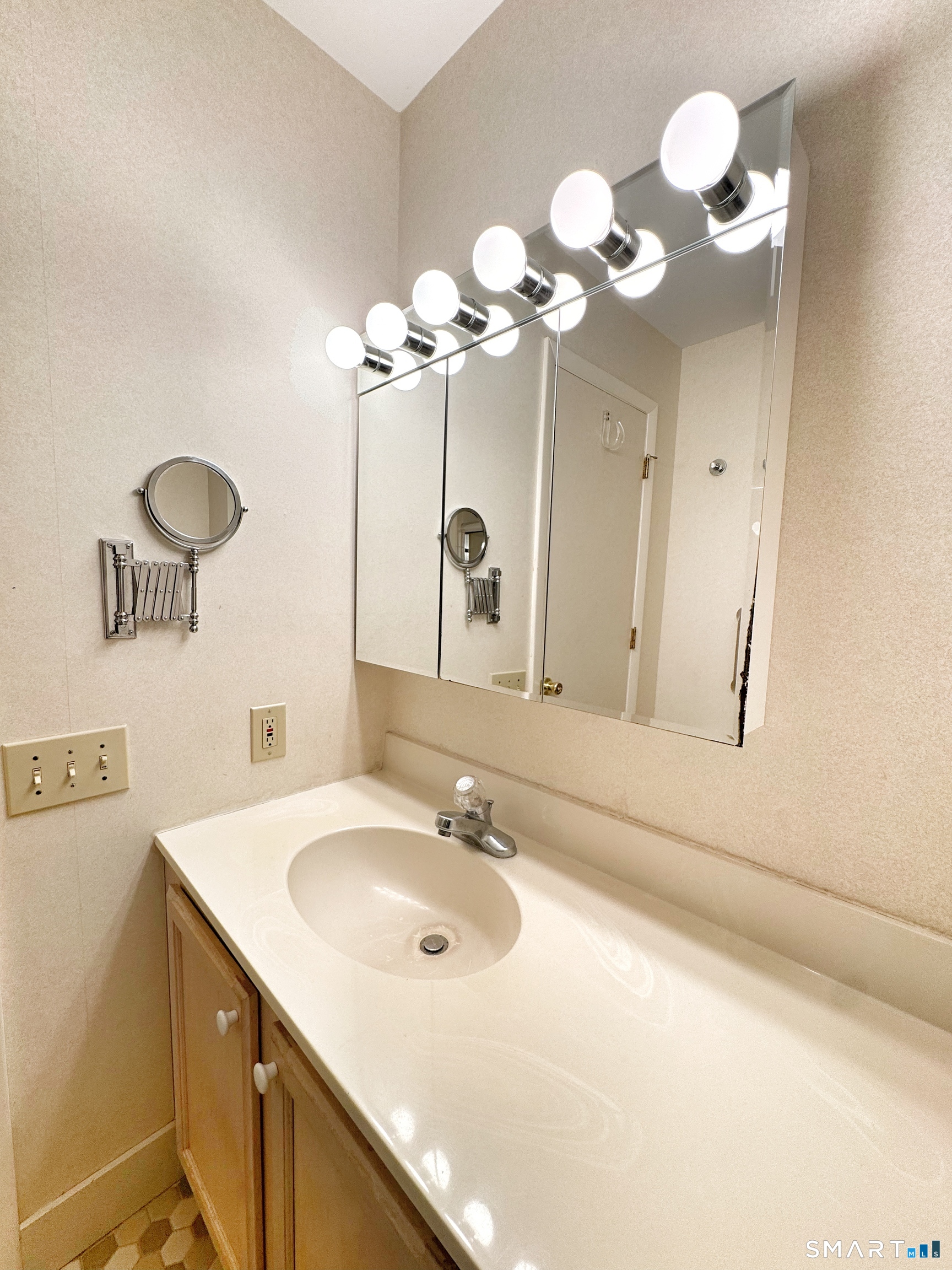 2 Lemon Lane Ridgefield, CT 06877 - Photo 13 of 25