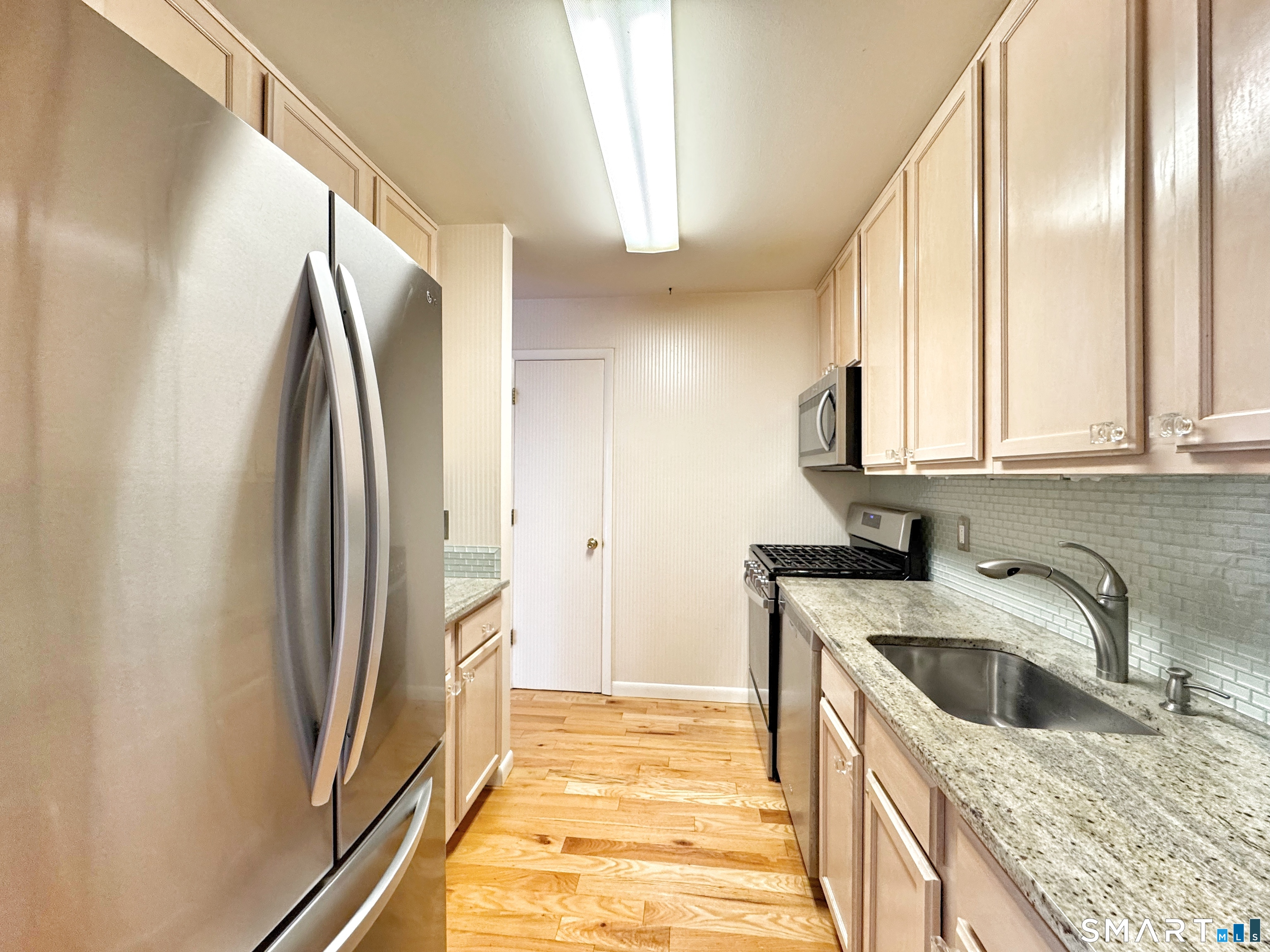 2 Lemon Lane Ridgefield, CT 06877 - Photo 4 of 25