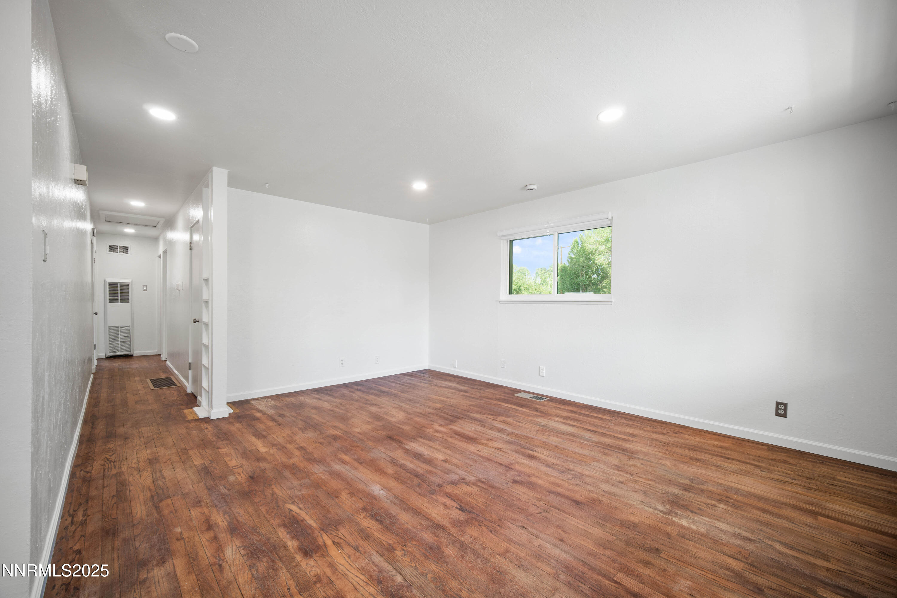 1895 Citron Street Reno, NV 89512 - Photo 8 of 37 a view of an empty room