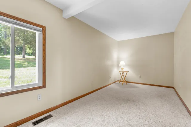 $479,900 | 22100 North Uldriks Drive, Battle Creek, MI 49017