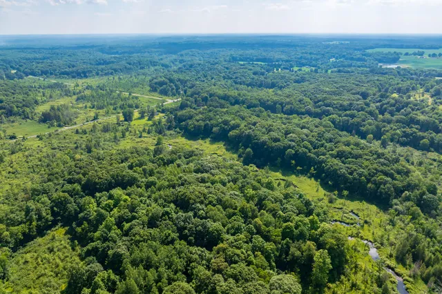 $479,900 | 22100 North Uldriks Drive, Battle Creek, MI 49017