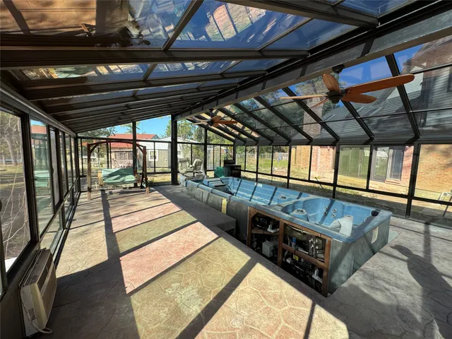 $4,750,000 | 10505 Crosby Lynchburg Road, Highlands, TX 77562