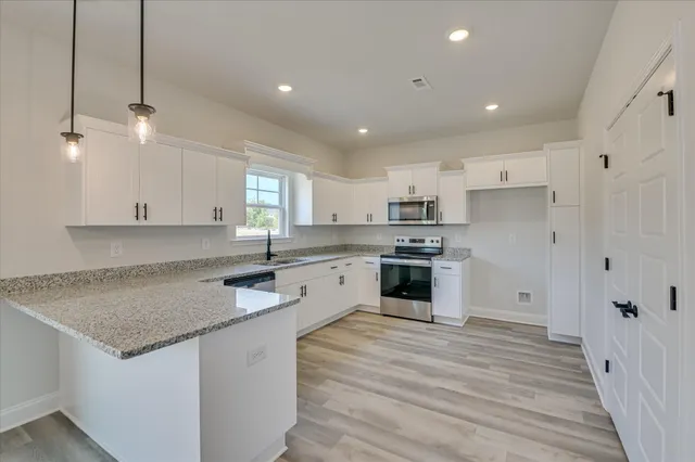 $282,400 | 3301 Tracker Lane, Warrenville, SC 29851