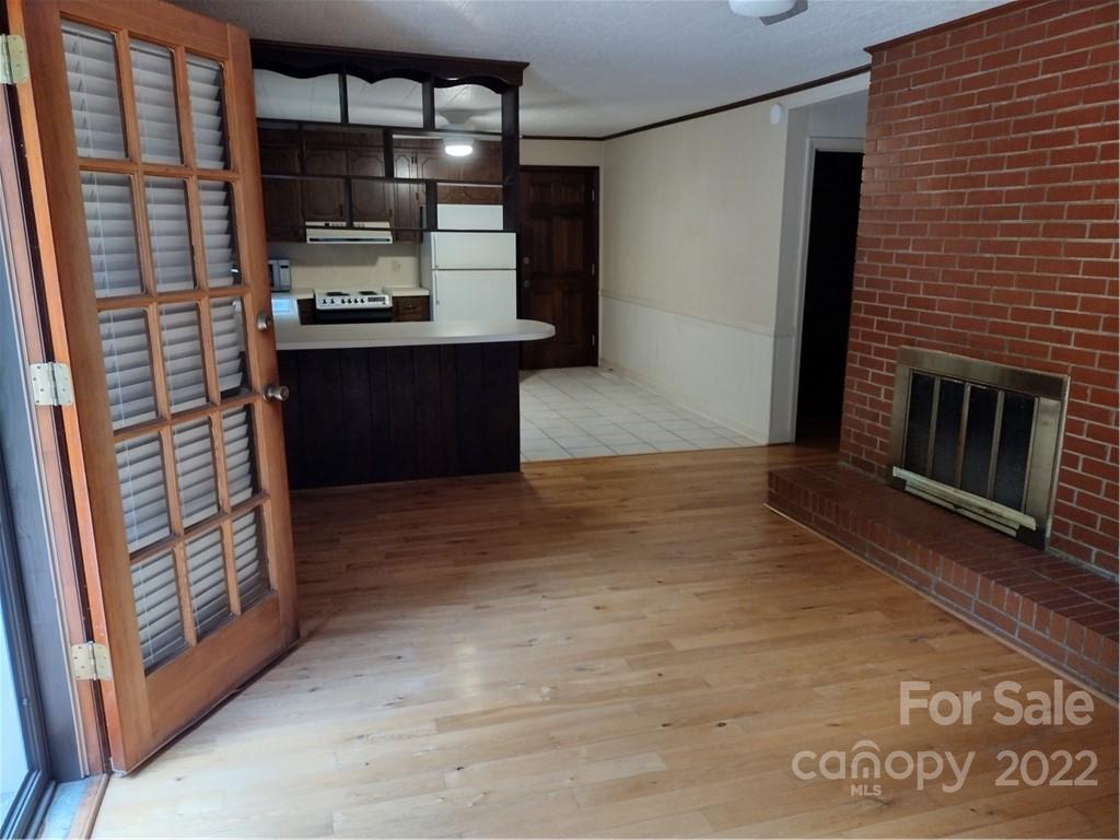 2413 Dan Reel Road Denver, NC 28037 - Photo 3 of 26 a view of a kitchen from a hallway