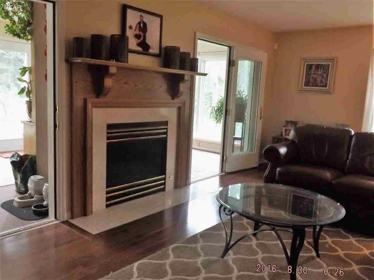 4307 Calkins Road Flint, MI 48532 - Photo 10 of 30 21210312-9.JPG