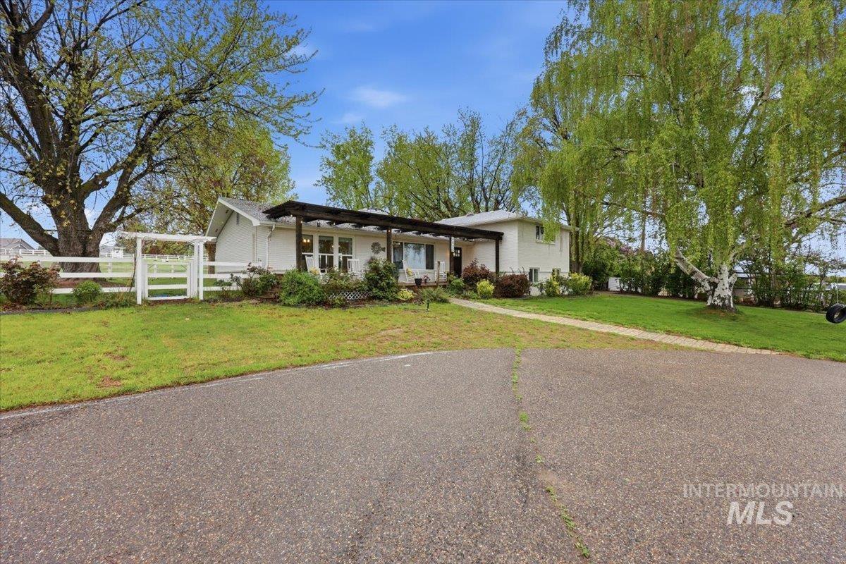 5625 Sunset Road Fruitland, ID 83619 - Photo 4 of 50