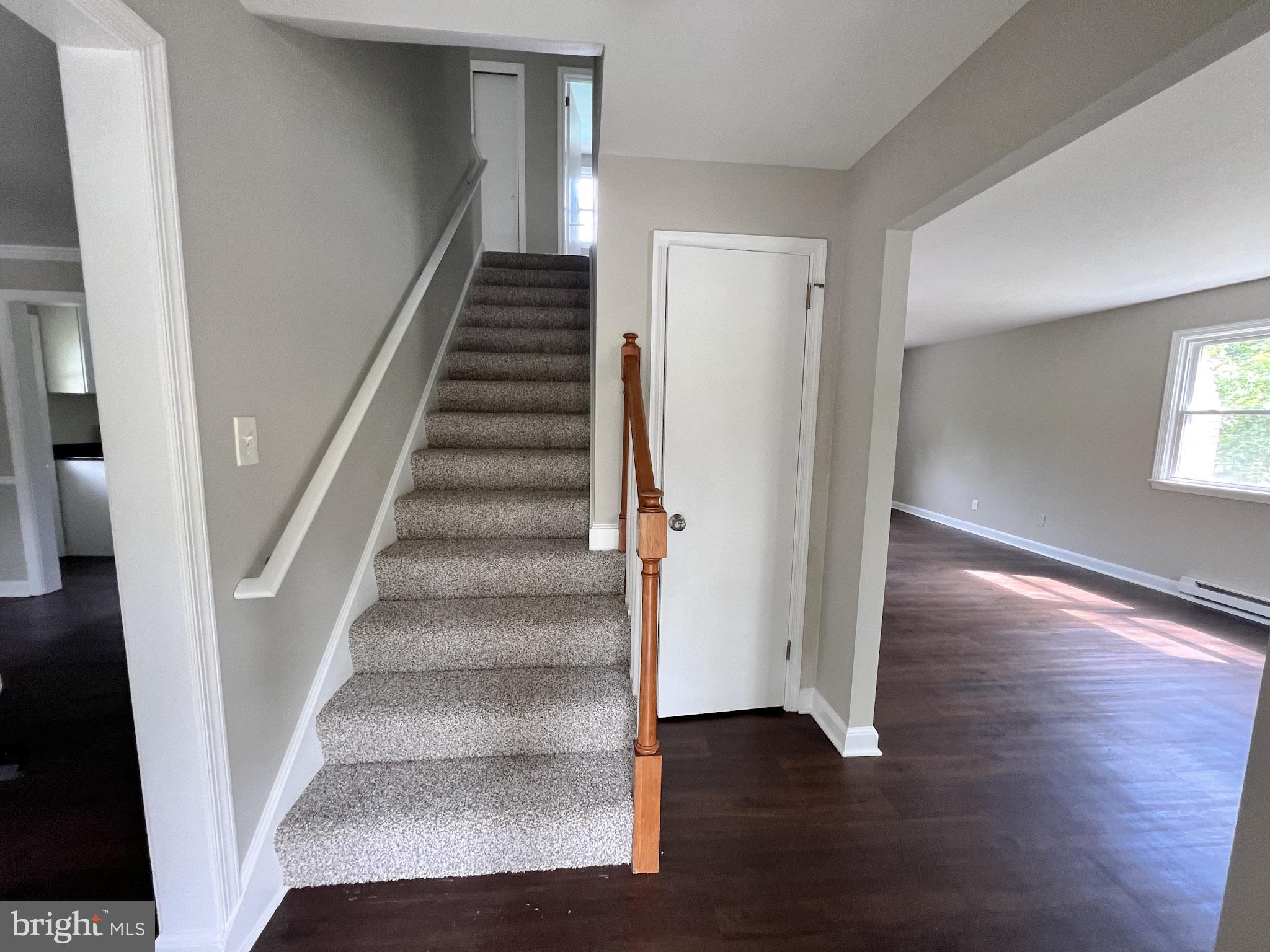 530 Sycamore Road Bally, PA 19503 - Photo 2 of 34