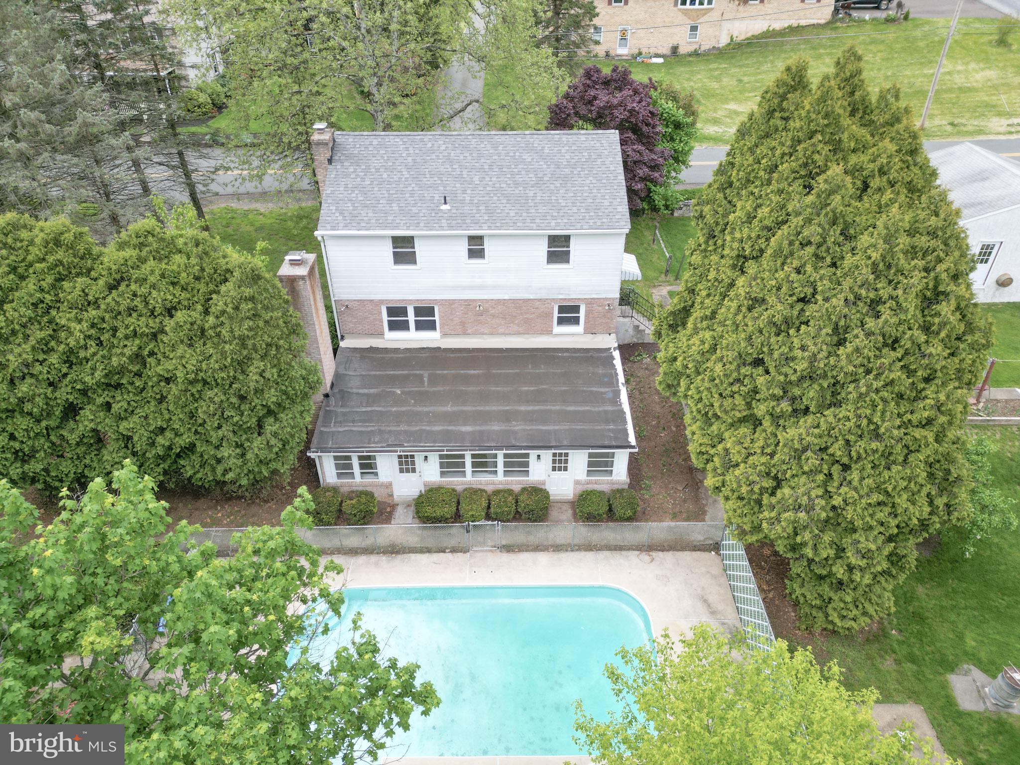 530 Sycamore Road Bally, PA 19503 - Photo 25 of 34