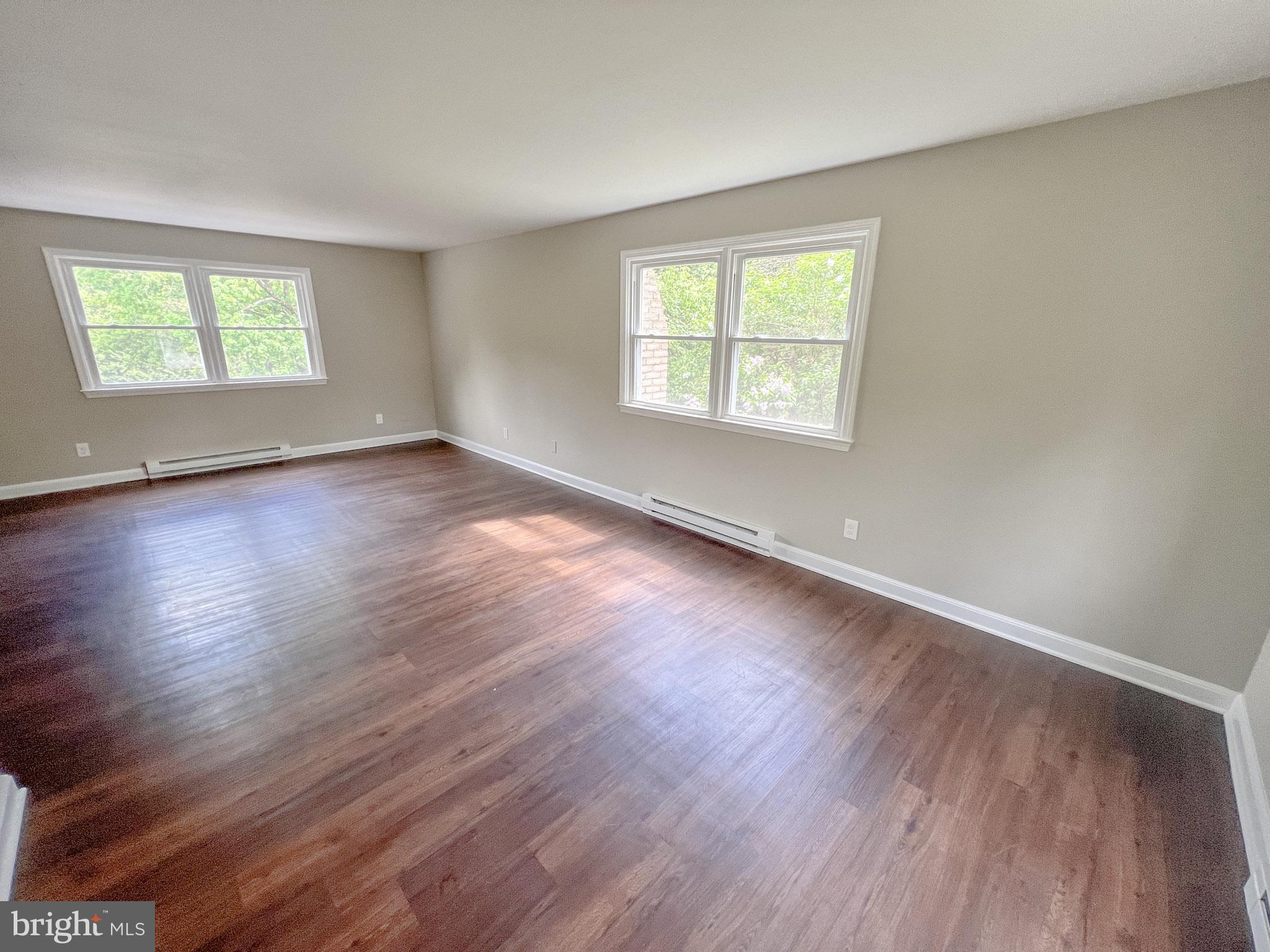 530 Sycamore Road Bally, PA 19503 - Photo 3 of 34