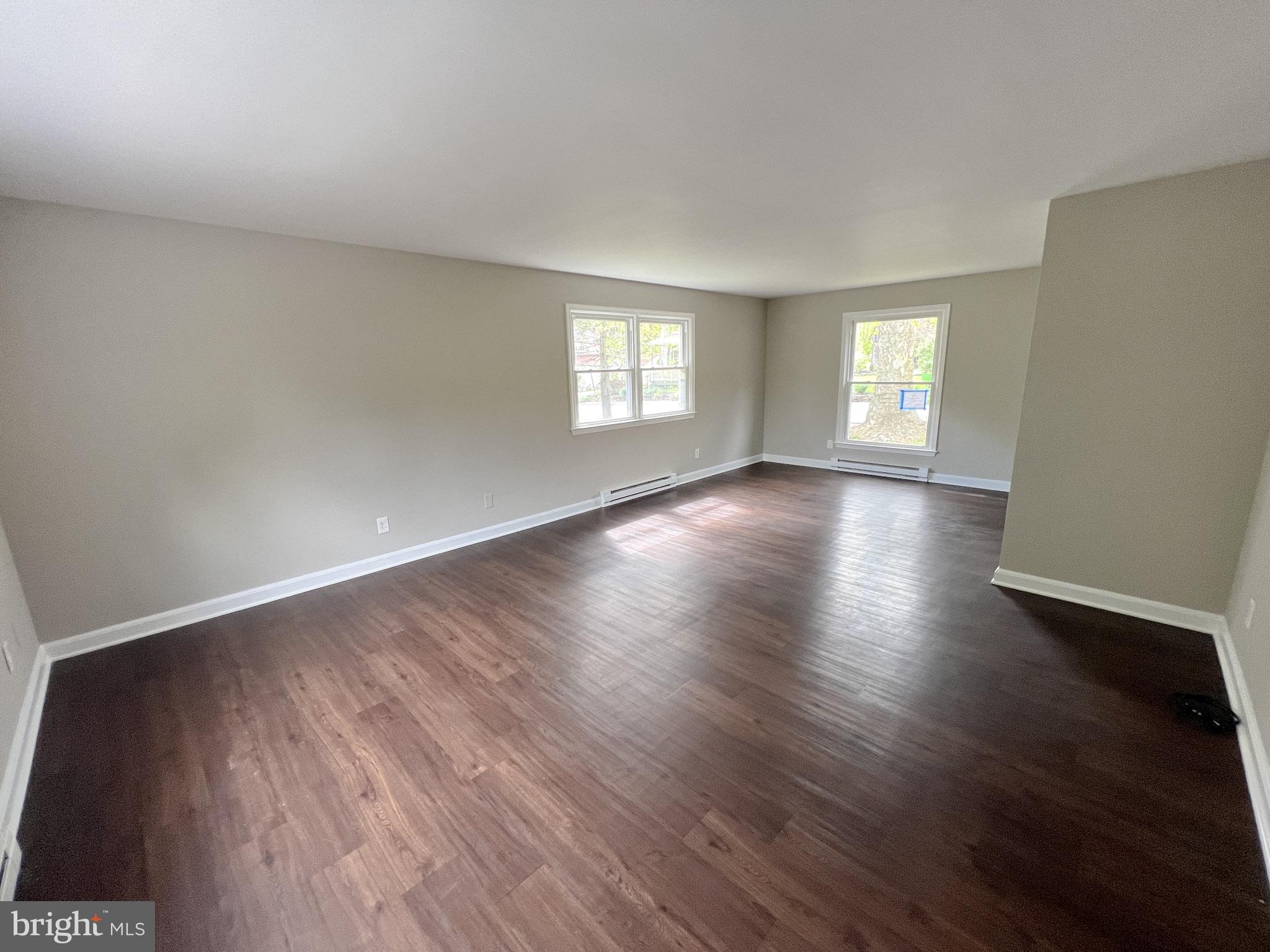 530 Sycamore Road Bally, PA 19503 - Photo 4 of 34