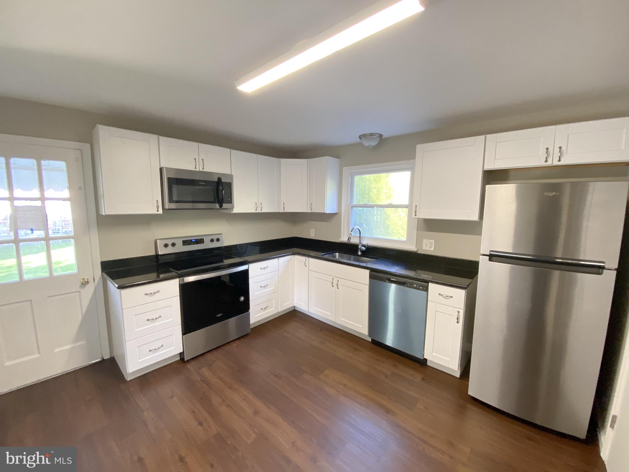 530 Sycamore Road Bally, PA 19503 - Photo 7 of 34