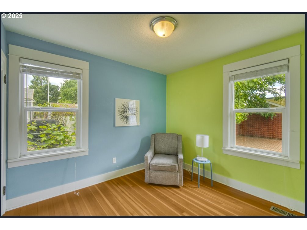 3406 Northeast 79th Avenue Portland, OR 97213 - Photo 12 of 30 Den/Office