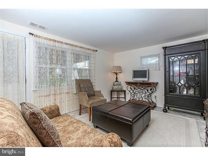 417 Hampton Road King of Prussia, PA 19406 - Photo 12 of 22 Family Room