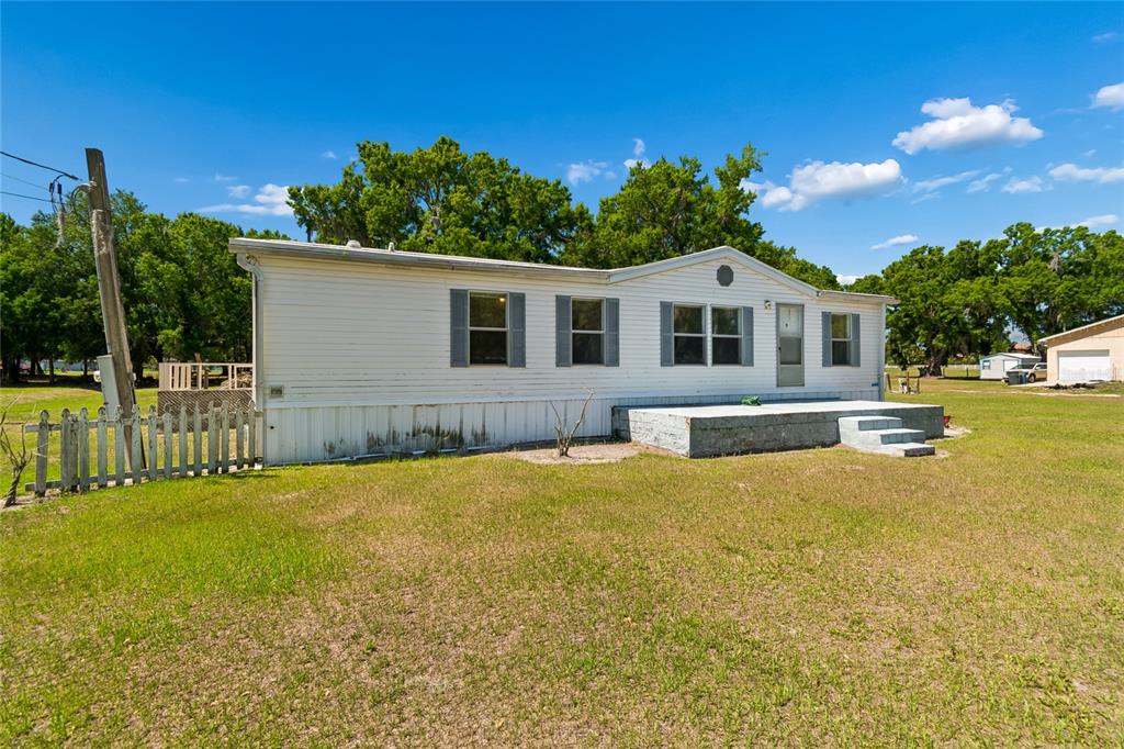 1710 Cowart Road Plant City, FL 33567 - Photo 4 of 53