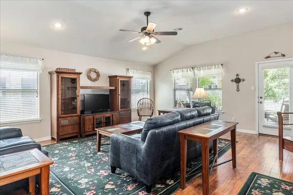 $420,000 | 1505 Discovery Boulevard, Cedar Park, TX 78613