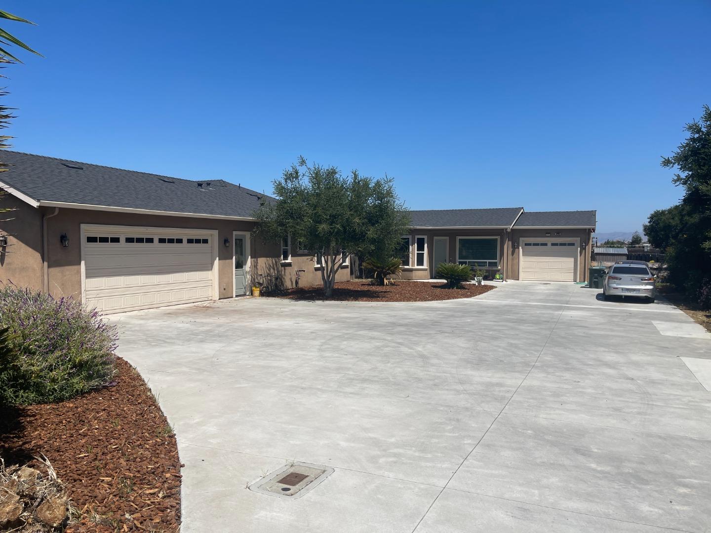 1360 Santa Ana Road Hollister, CA 95023 - Photo 10 of 14