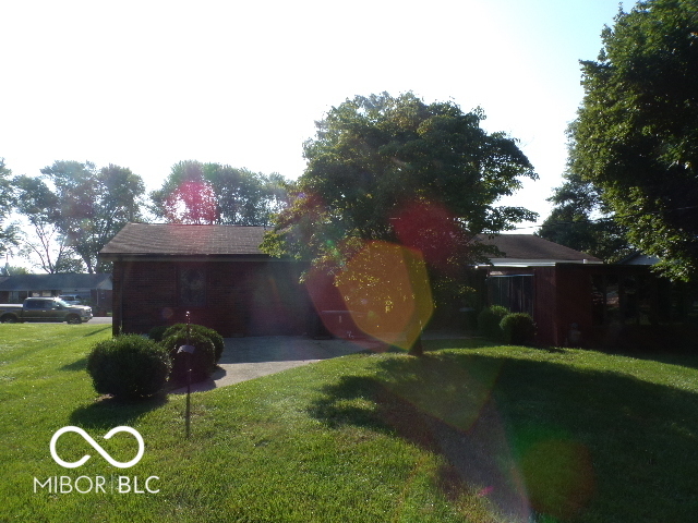 908 South Main Street Brownstown, IN 47220 - Photo 14 of 16