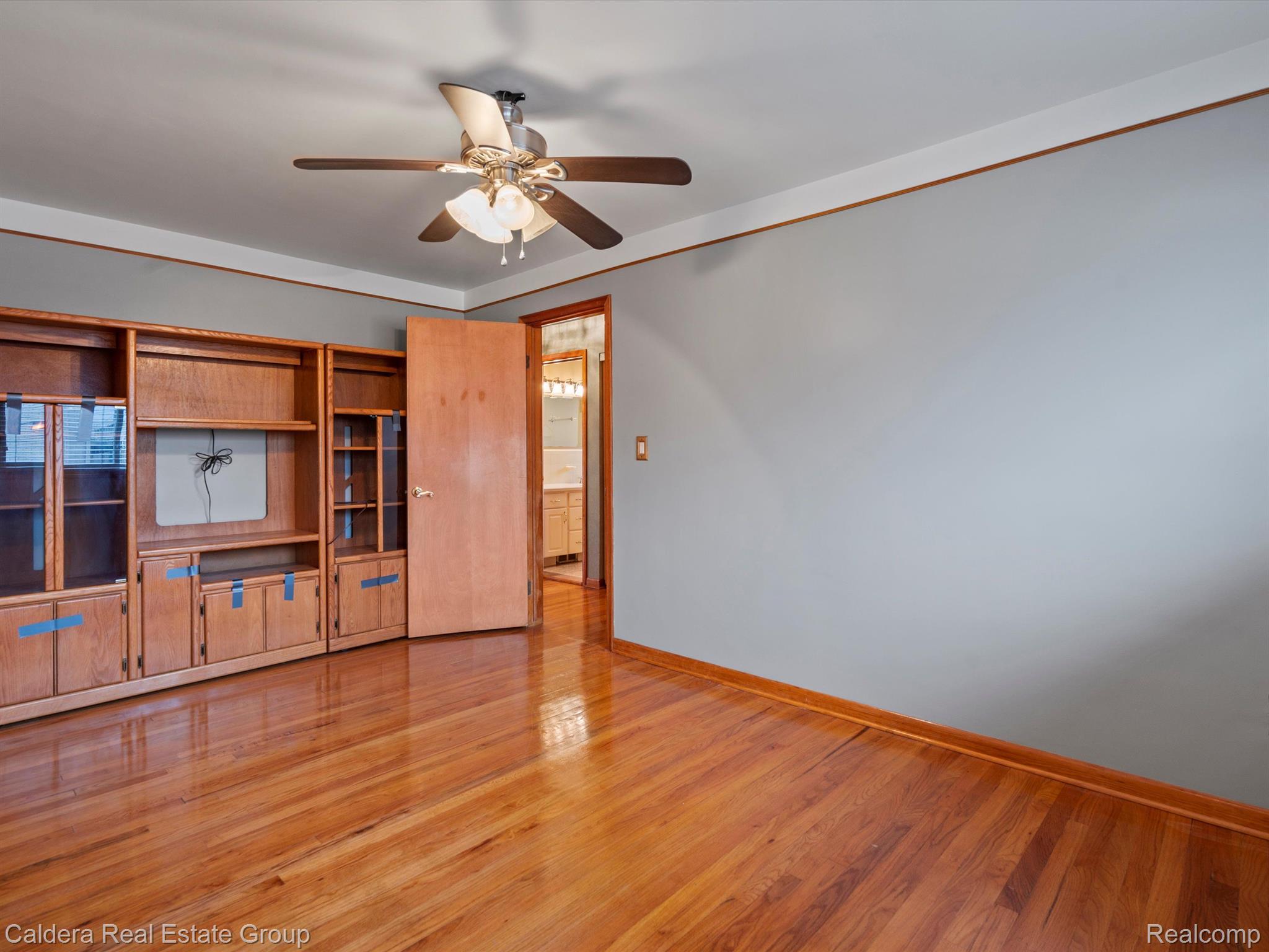 27936 Jean Road Warren, MI 48093 - Photo 11 of 22 Gallery Image 11