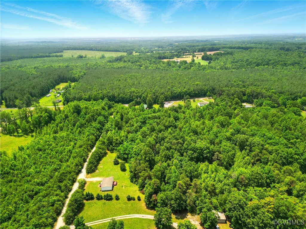 141 Sheppards Drive Farmville, VA 23901 - Photo 23 of 31 a view of an interior of the house