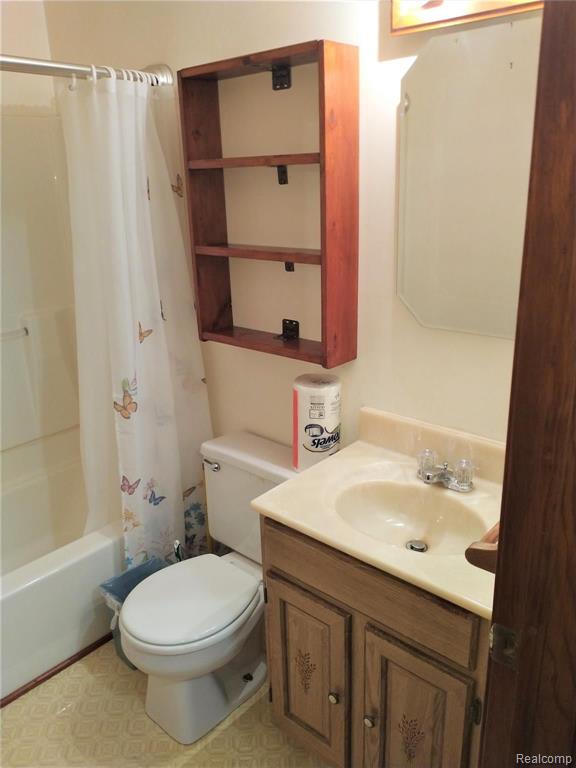 1263 Fall River Road Ypsilanti, MI 48198 - Photo 8 of 25