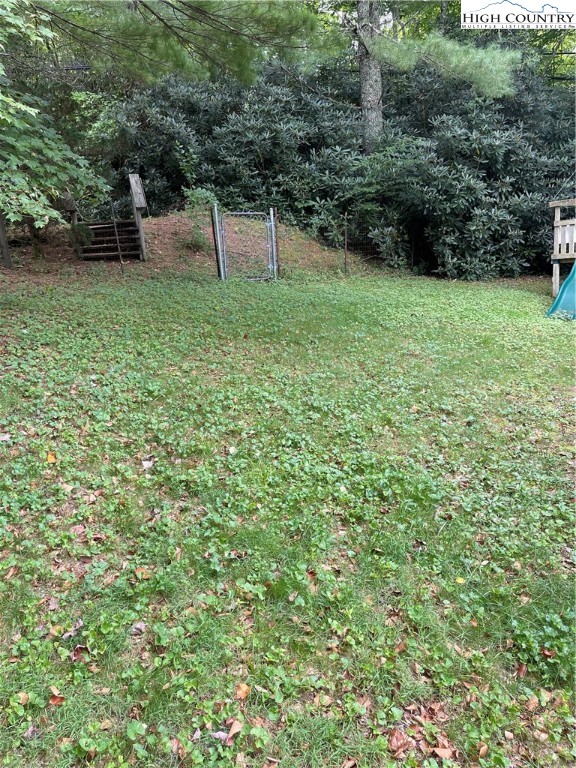 27 Spring Creek Road Newland, NC 28657 - Photo 10 of 39 Gallery Image 10