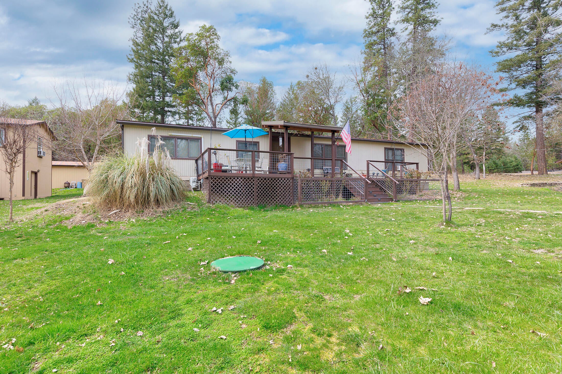 1678 Russell Road Merlin, OR 97532 - Photo 47 of 65 0R1A2368_69_70_71_72