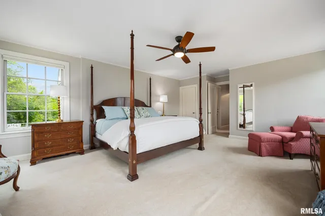 $895,000 | 4407 North Grandview Drive, Peoria Heights, IL 61616