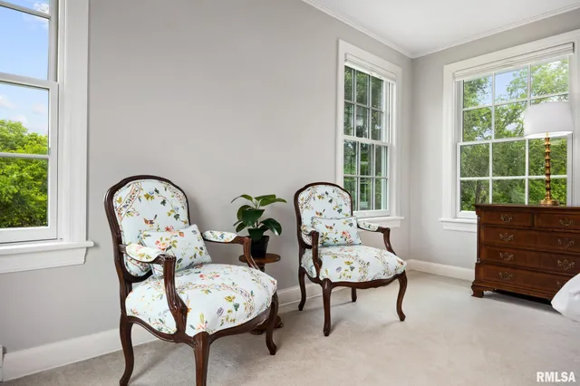 $895,000 | 4407 North Grandview Drive, Peoria Heights, IL 61616