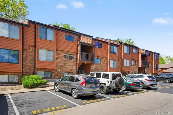 $299,000 | 433 Wright Street, Unit 103, Lakewood, CO 80228