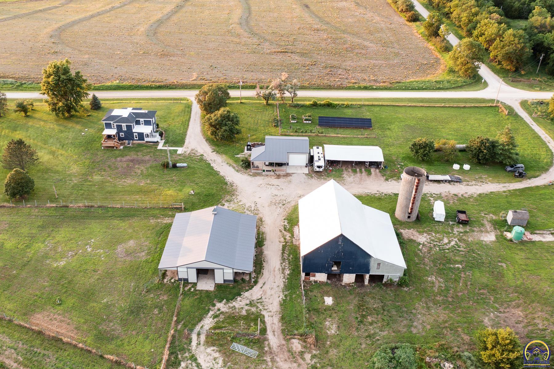 193 North 600 Road Overbrook, KS 66524 - Photo 5 of 99