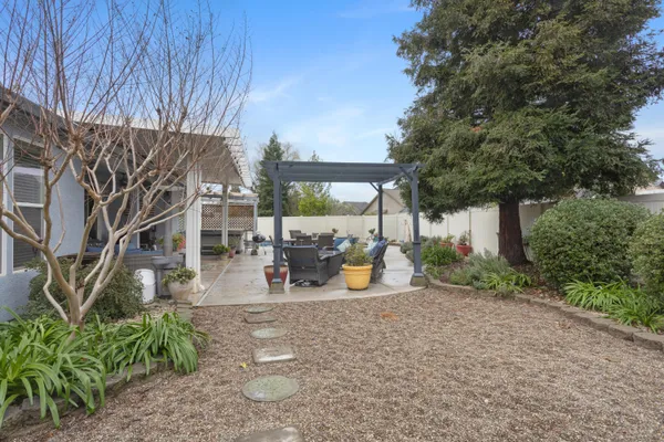 $617,500 | 2182 Cadjew Street, Redding, CA 96003