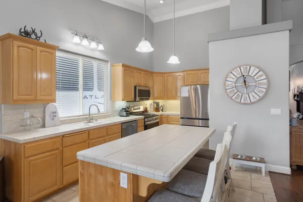 $617,500 | 2182 Cadjew Street, Redding, CA 96003