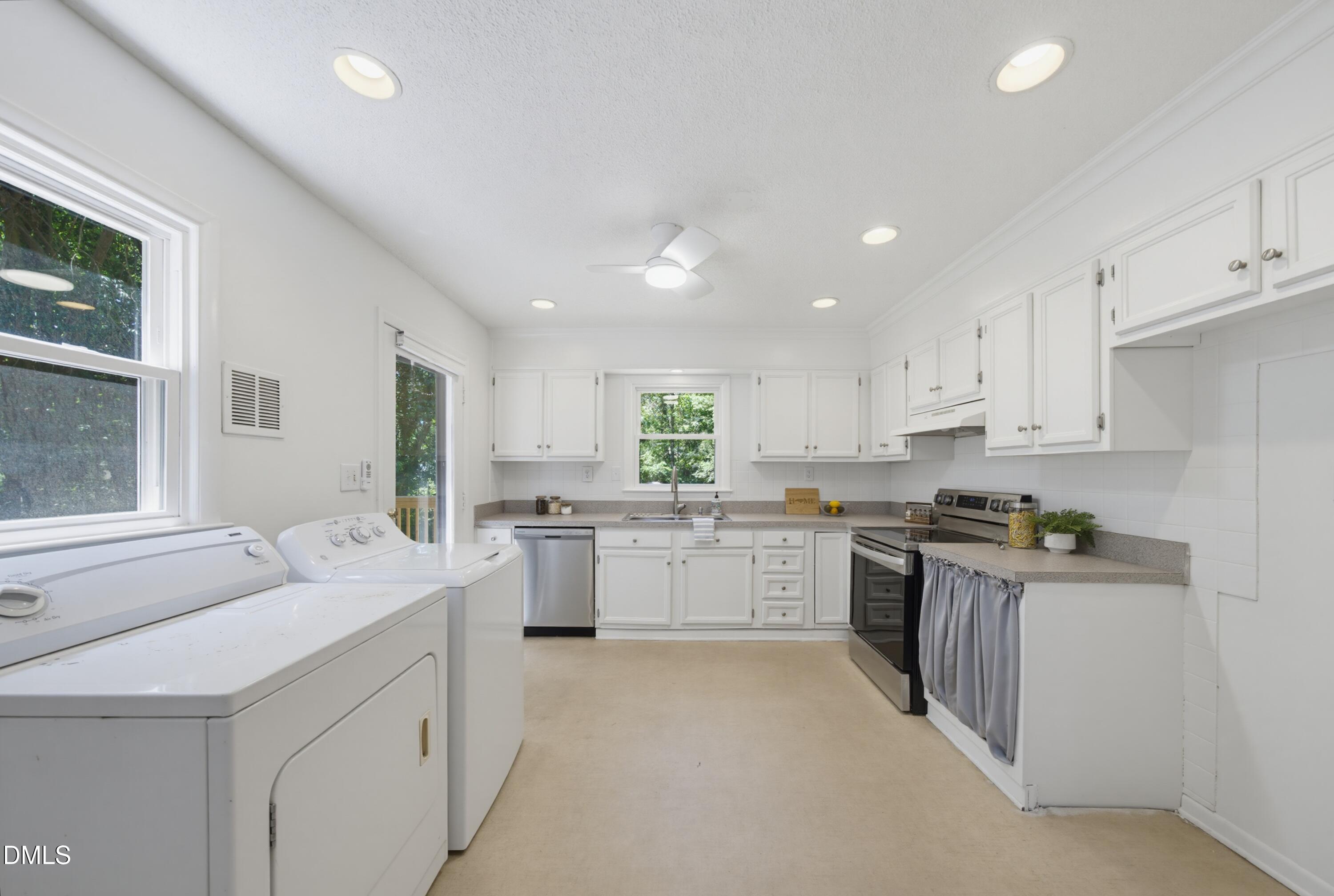 3801 Eck Drive Raleigh, NC 27604 - Photo 5 of 24