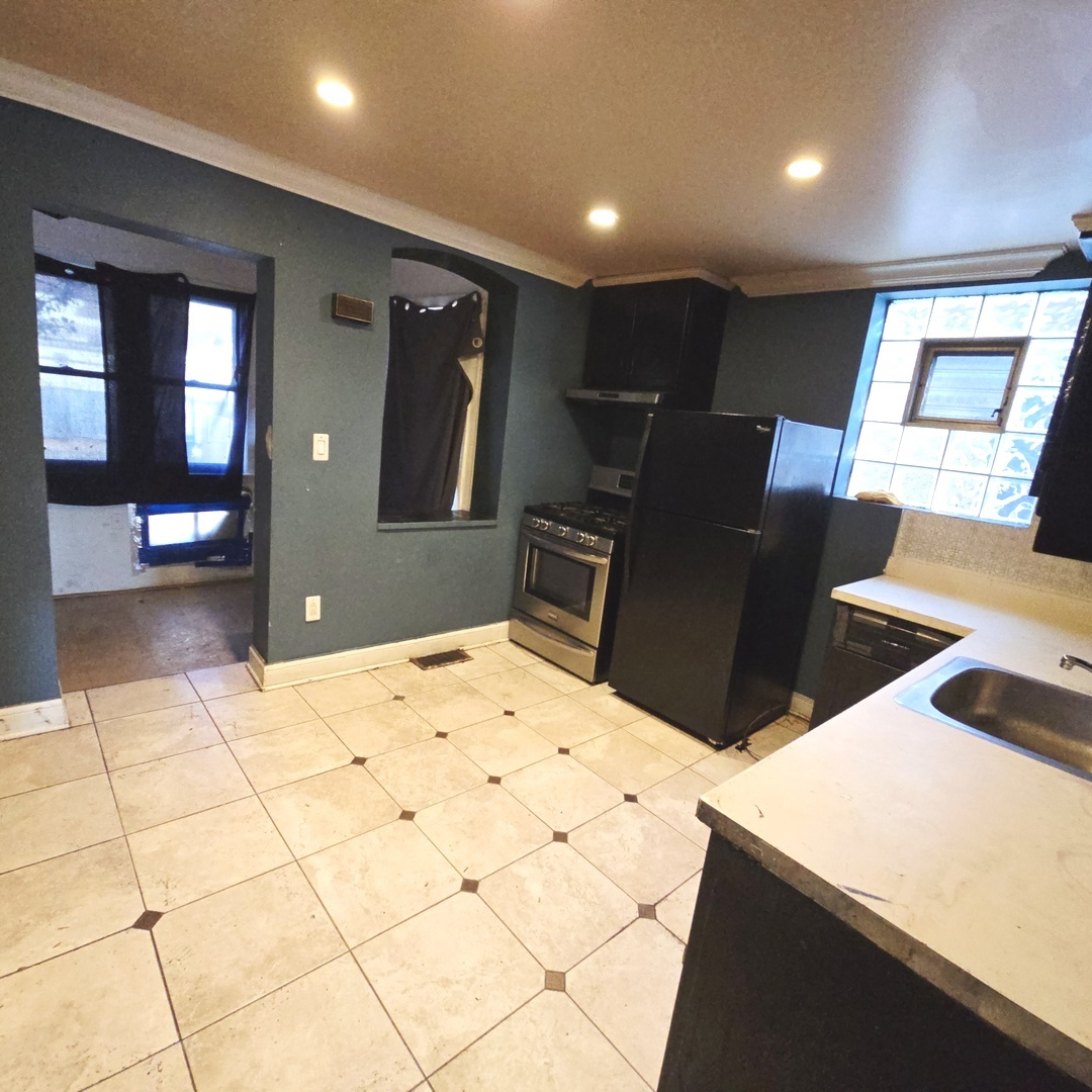 3750 West 65th Street Chicago, IL 60629 - Photo 7 of 14
