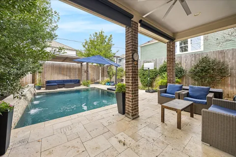 $1,050,000 | 925 Waverly Street, Unit B, Houston, TX 77008