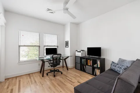 $1,050,000 | 925 Waverly Street, Unit B, Houston, TX 77008