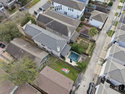 $1,050,000 | 925 Waverly Street, Unit B, Houston, TX 77008