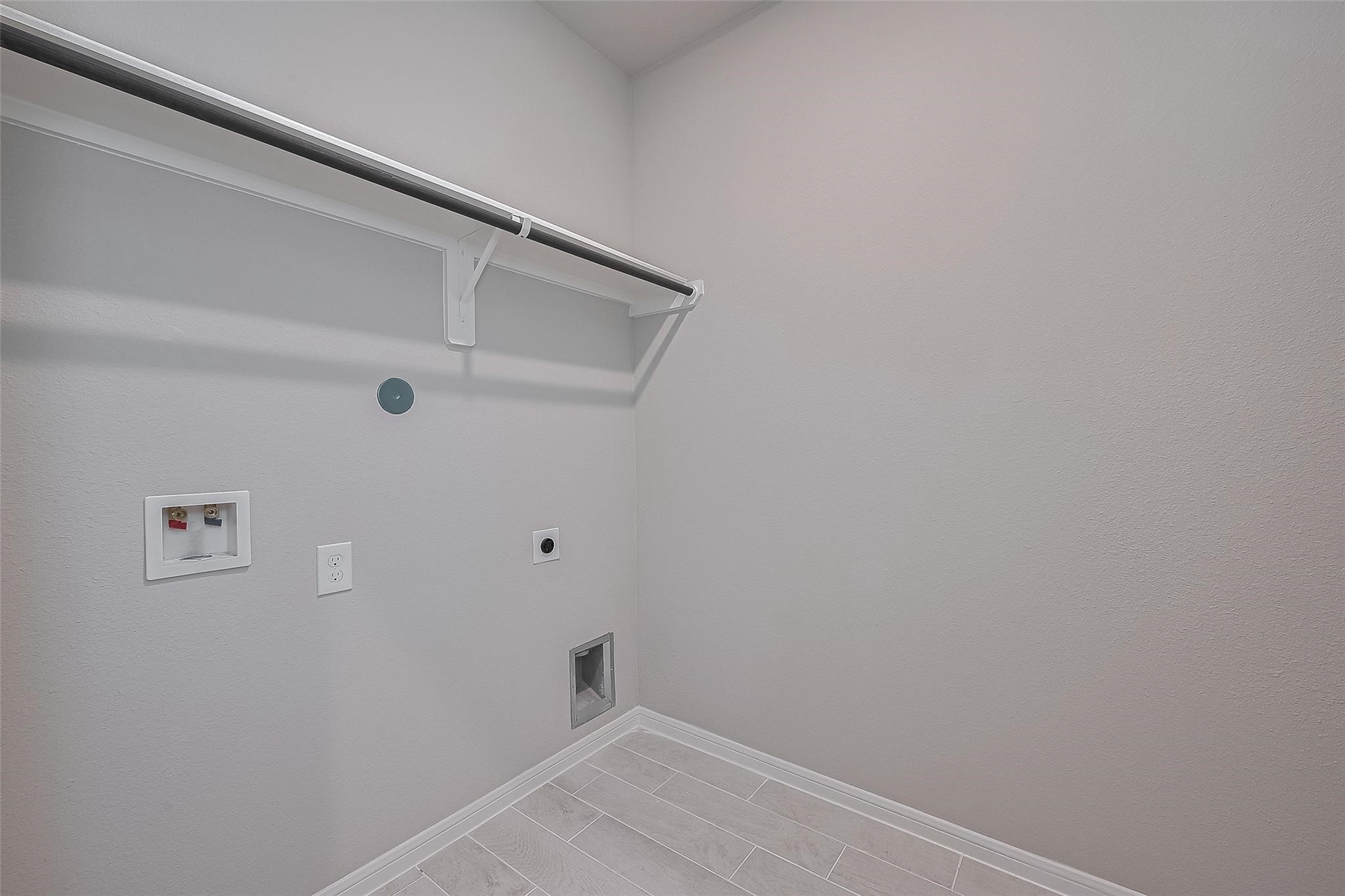 730 Marion Price Drive Dayton, TX 77535 - Photo 12 of 24