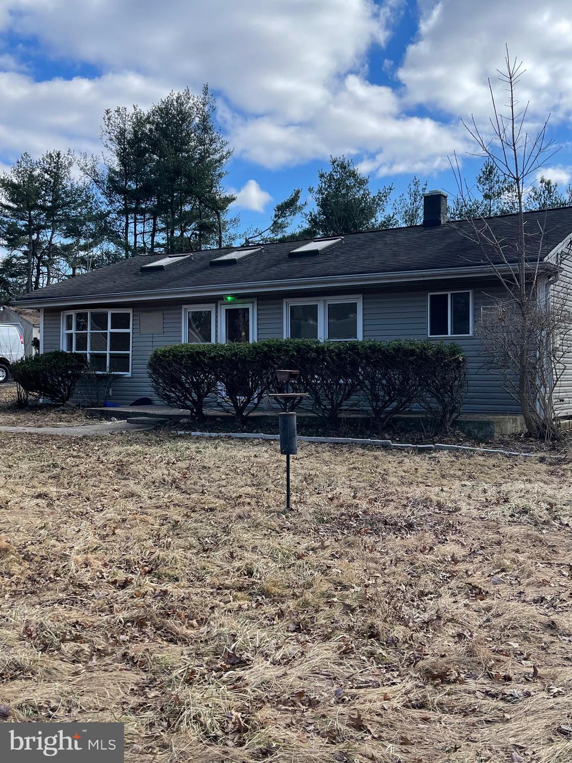 11 Diverty Road Pennington, NJ 08534 - Photo 3 of 31