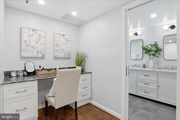 $489,900 | 1101 South Arlington Ridge Road, Unit 201, Arlington, VA 22202